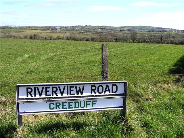 File:Riverview Road - geograph.org.uk - 390172.jpg