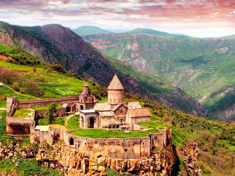 File:Tatev Monastery Armenia Syunik.jpg