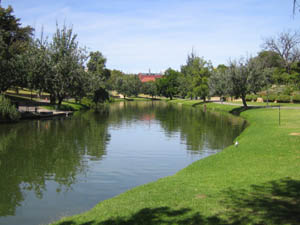 File:Torrens river.jpg