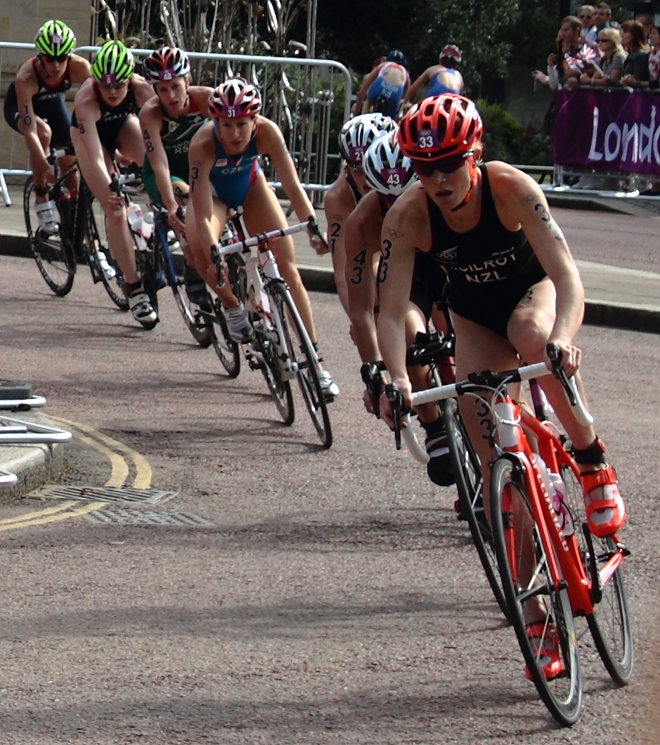 File Triathlon Cyclists At The London Olympics Jpg Wikimedia Commons