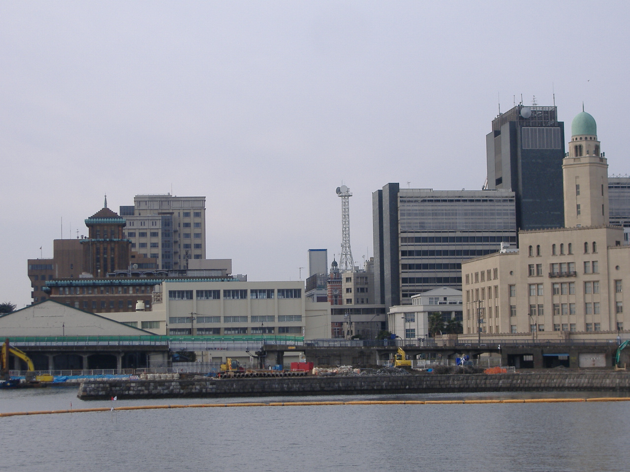 横浜三塔 - Wikipedia