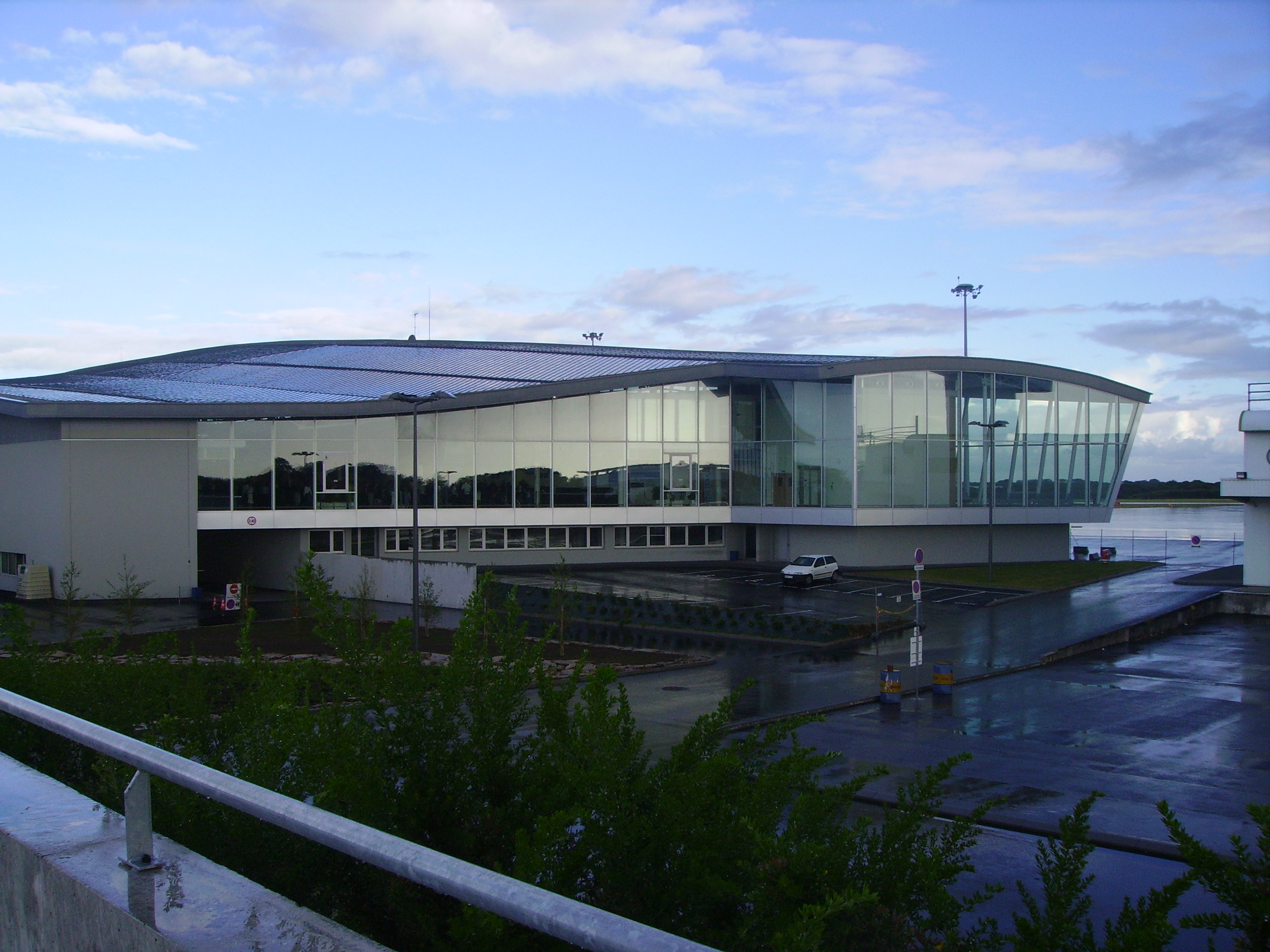 Aéroport Brest Bretagne  France Bretagne Finistère Guipavas 29490