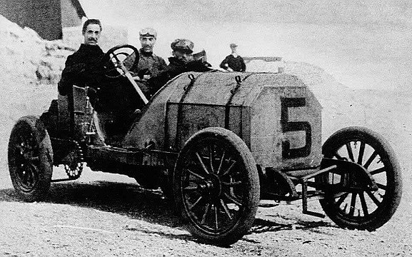 File:Alessandro Cagno vainqueur de la côte du mont Ventoux le 17 septembre 1905 sur Fiat 100 hp.jpg