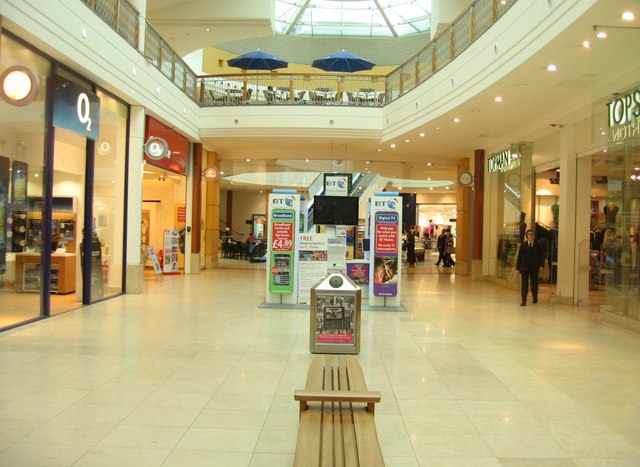 File:An empty Festival Place - geograph.org.uk - 1180524.jpg