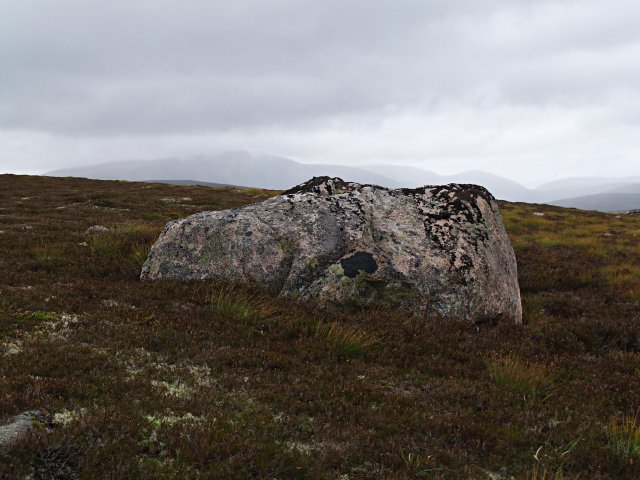 File:Boulder, Sgor Dubh - geograph.org.uk - 554714.jpg