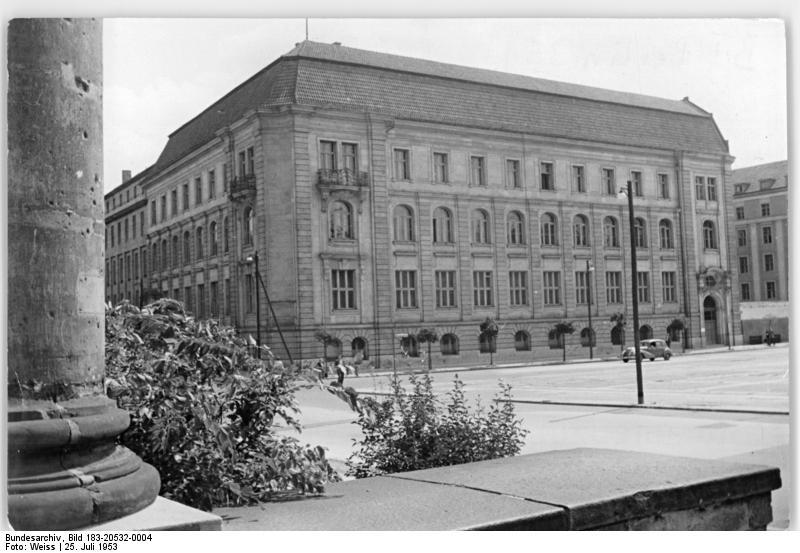 File:Bundesarchiv Bild 183-20532-0004, Berlin, Akademie der Wissenschaften.jpg