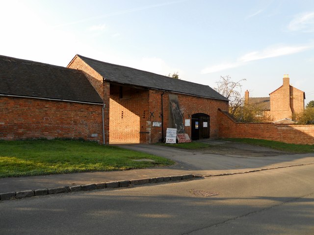 File:Church Lawford-School Street - geograph.org.uk - 2830668.jpg