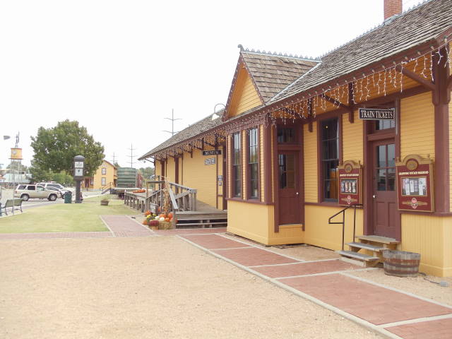 File:Cotton Belt Railroad Industrial Historic District.jpg