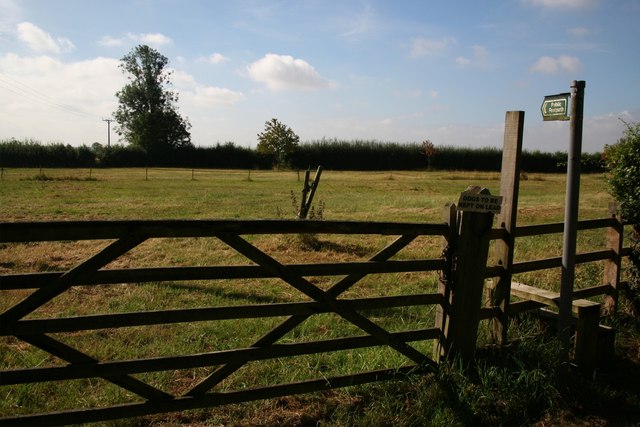 File:Footpath to Low Langton - geograph.org.uk - 207234.jpg