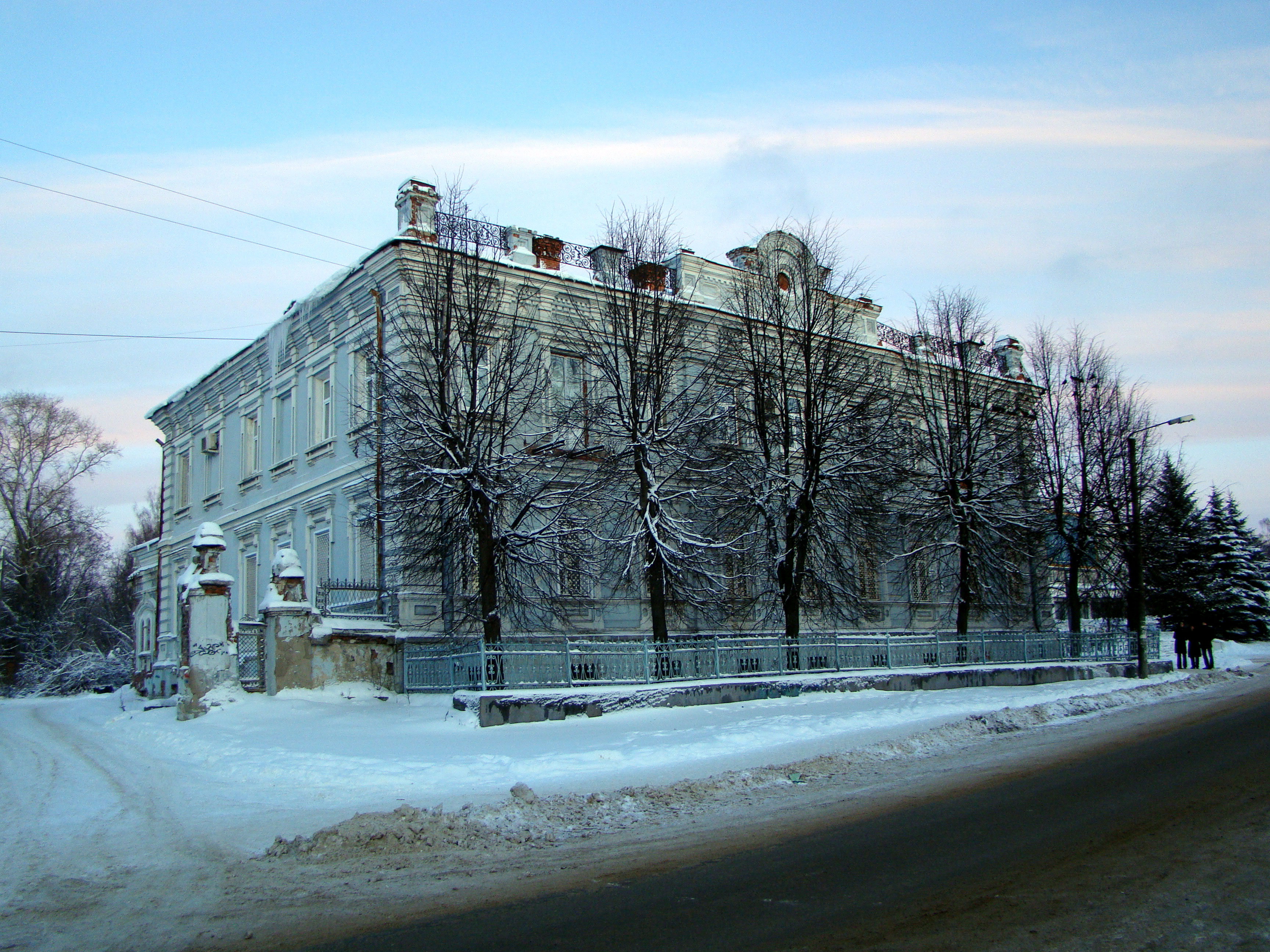 Улицы города фурманова. Особняк Горбунова Фурманов. Ивановская область, г. Фурманов усадьба Горбунова. Усадьба Лосева Фурманов. Фурманов город усадьба купца Лосева.