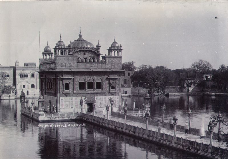 File:HariMandirSahib 1880 BW Photo.jpg