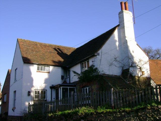 File:Knaveshurst - geograph.org.uk - 527143.jpg