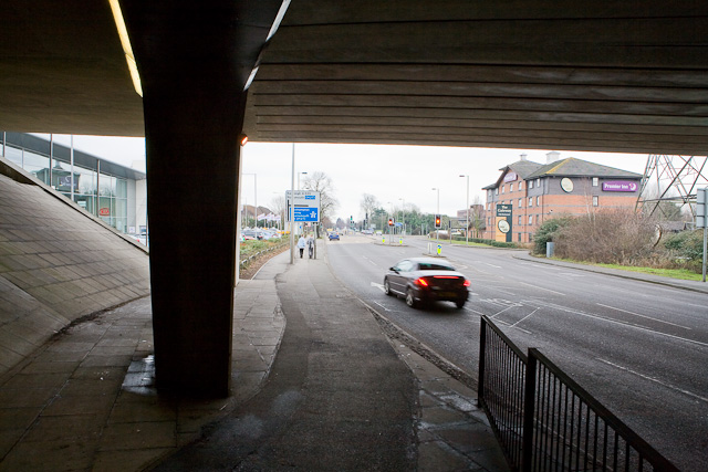 File:Leigh Road passes under the M3, Eastleigh - geograph.org.uk - 1138268.jpg