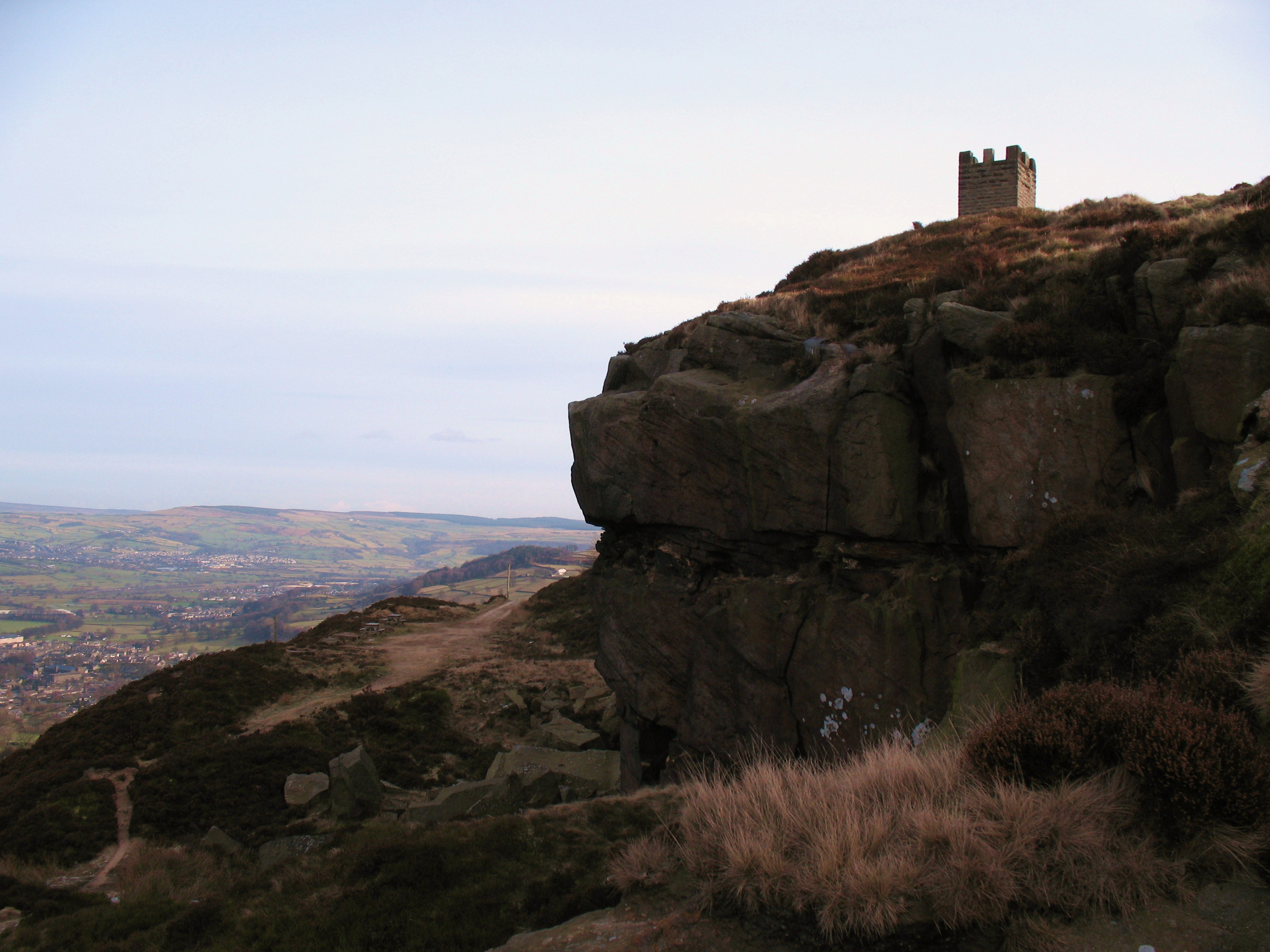 Earl Crag