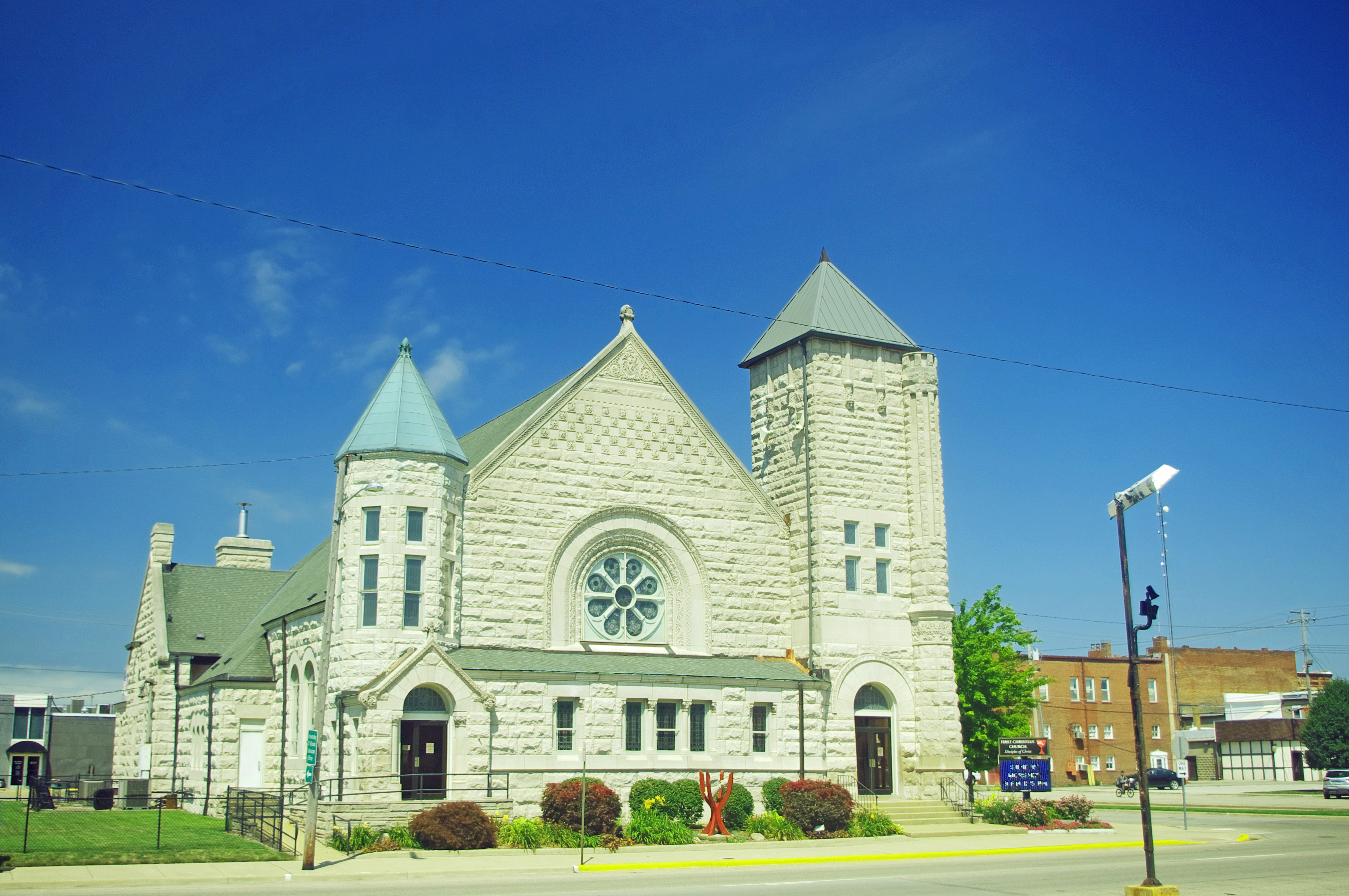 Christian churches. Христианская Церковь в Канаде. Христианская Церковь в Бирмингеме. Христианские церкви в Германии. Христианская Церковь в Костроме.