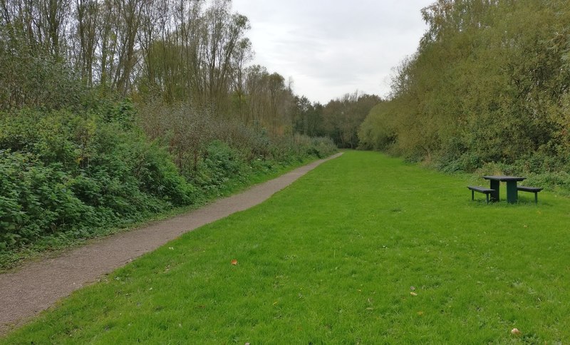 File:Path through the Osiers Nature Area - geograph.org.uk - 5585852.jpg