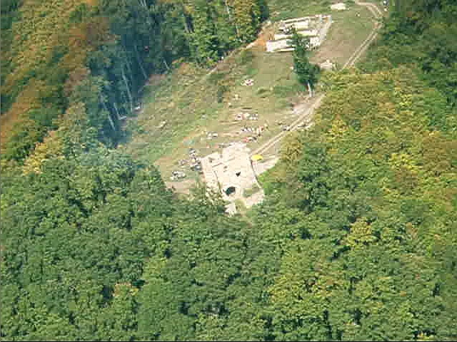 File:Pustý hrad2 (from video) - panoramio.jpg