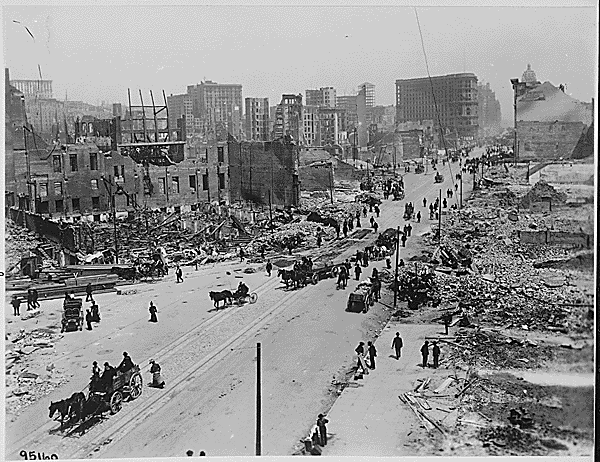 San_Francisco_Earthquake_of_1906_Market_Street,_west_of_Powell_and_Fifth_Streets.gif