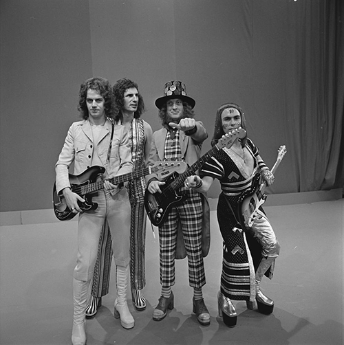 File:Slade - TopPop 1973 28.png