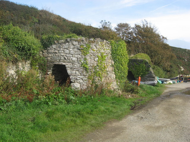 File:Two of the lime kilns at Porth Clais - geograph.org.uk - 1516386.jpg