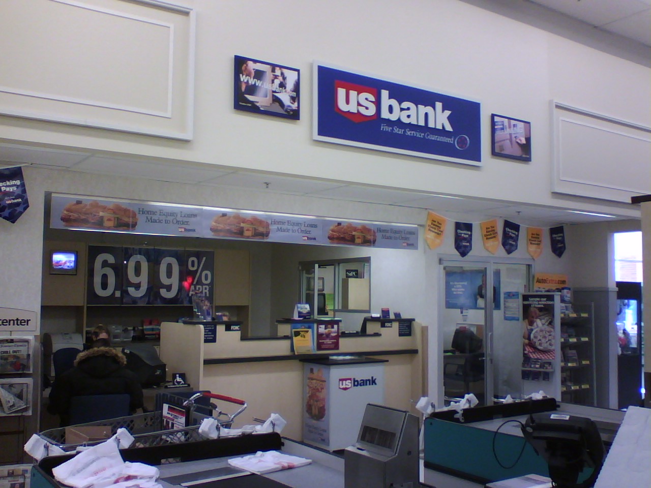 File:US BANK.jpg - Wikimedia Commons