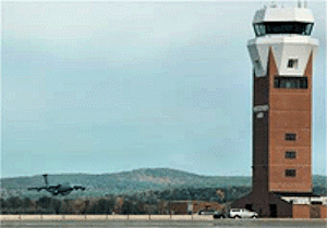 <span class="mw-page-title-main">Westover Metropolitan Airport</span> Airport in Granby, Massachusetts