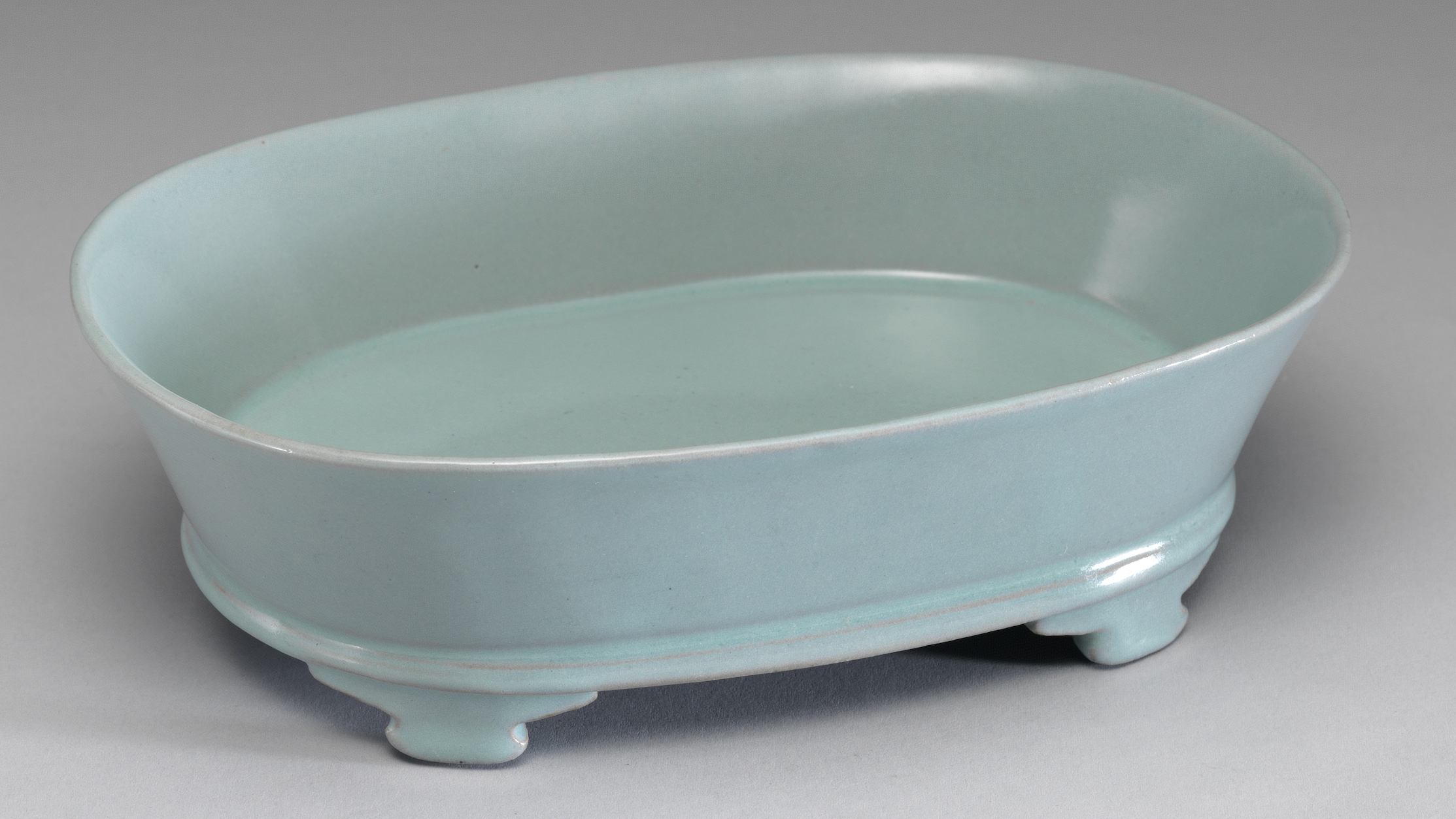 7.9"Collect Fine Chinese Ceramics Ru Kiln Ru Porcelain Tripodia Fruit Tray Plate 