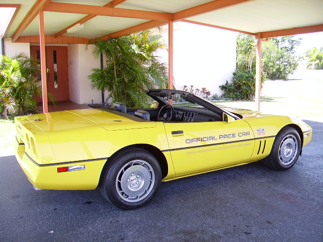 File:1986 Corvette pace car.jpg