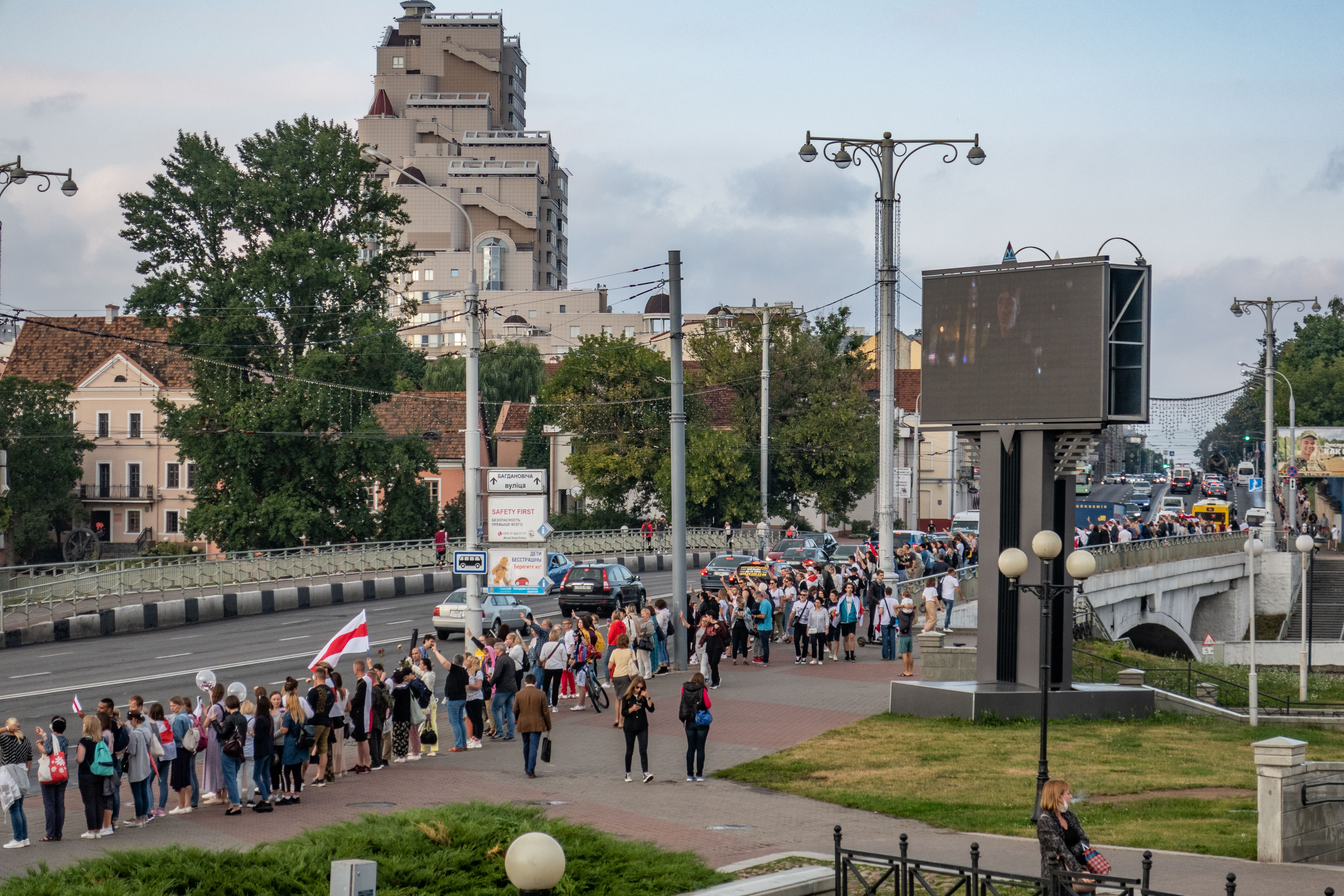 Почему сегодня в минске