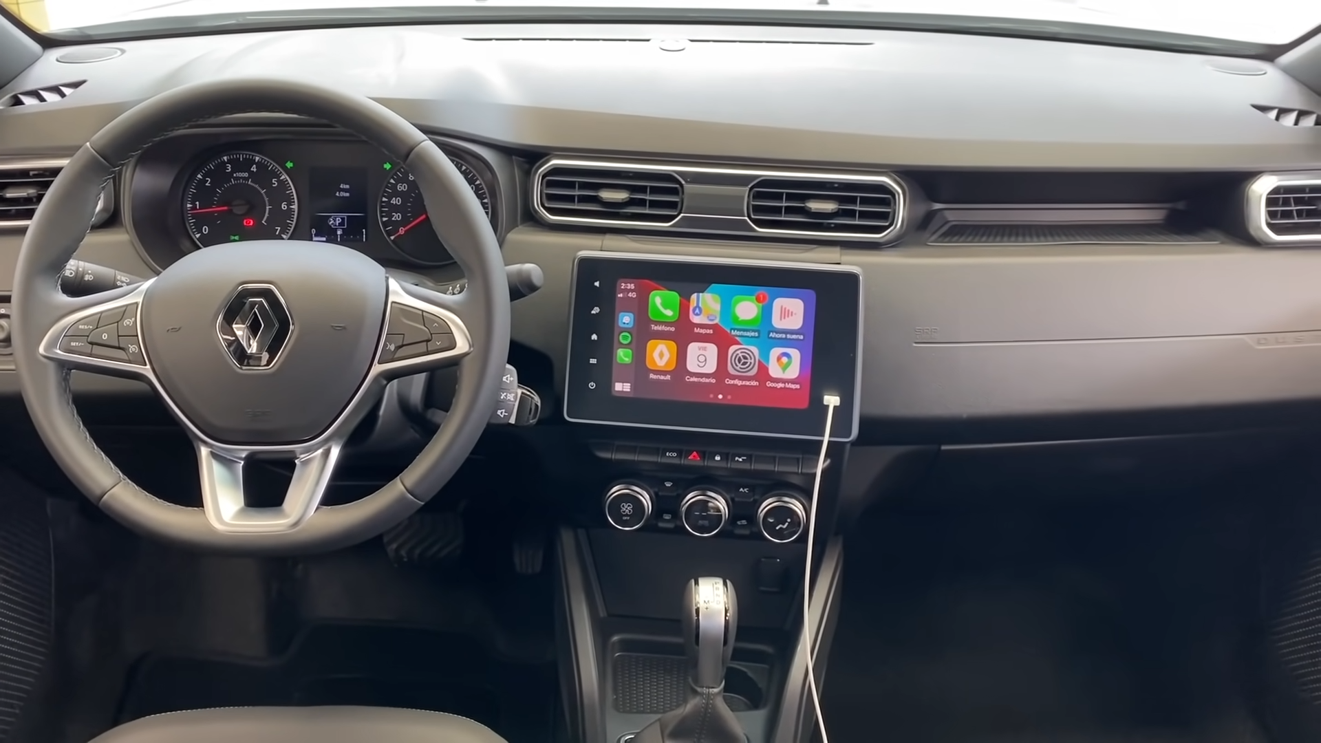 dacia duster interior