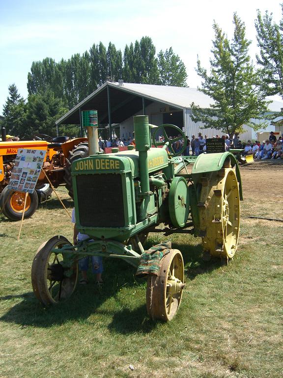 John Deere Model B - Wikipedia