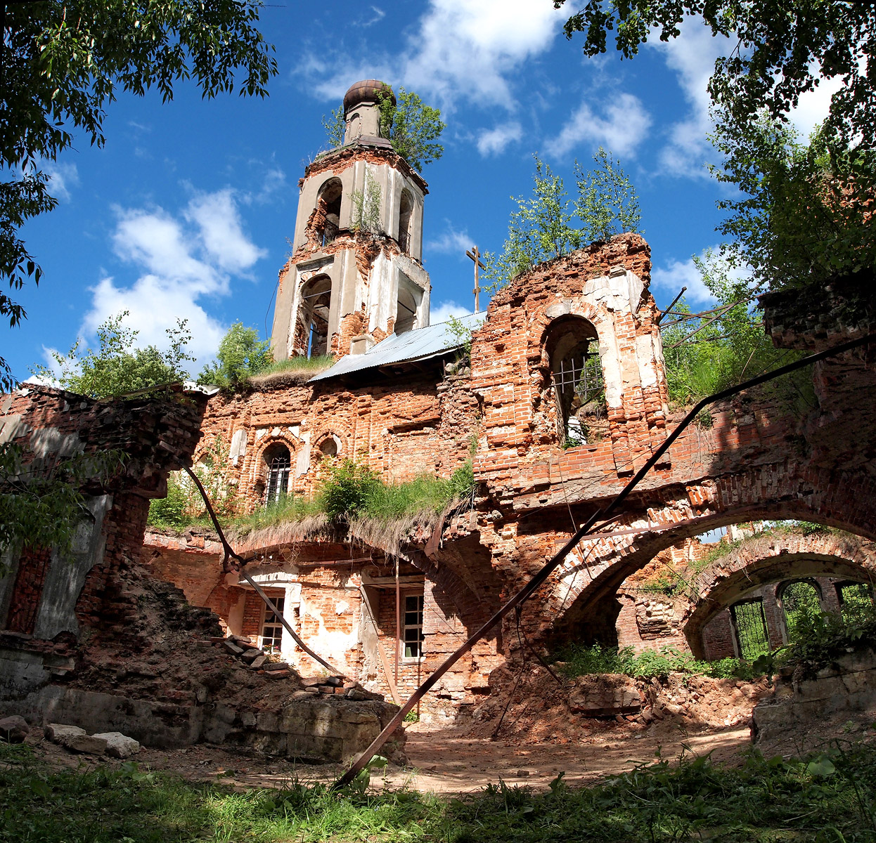 храмы волоколамска