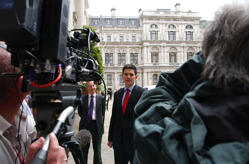 File:David Miliband's first day in photos (3).jpg