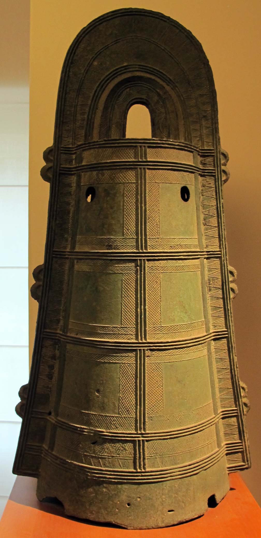 中国 古銅 青銅器 鈕鐘 吊鐘 銅鐸 銅器 時代物 唐物 古美術 骨董 美術品金属工芸
