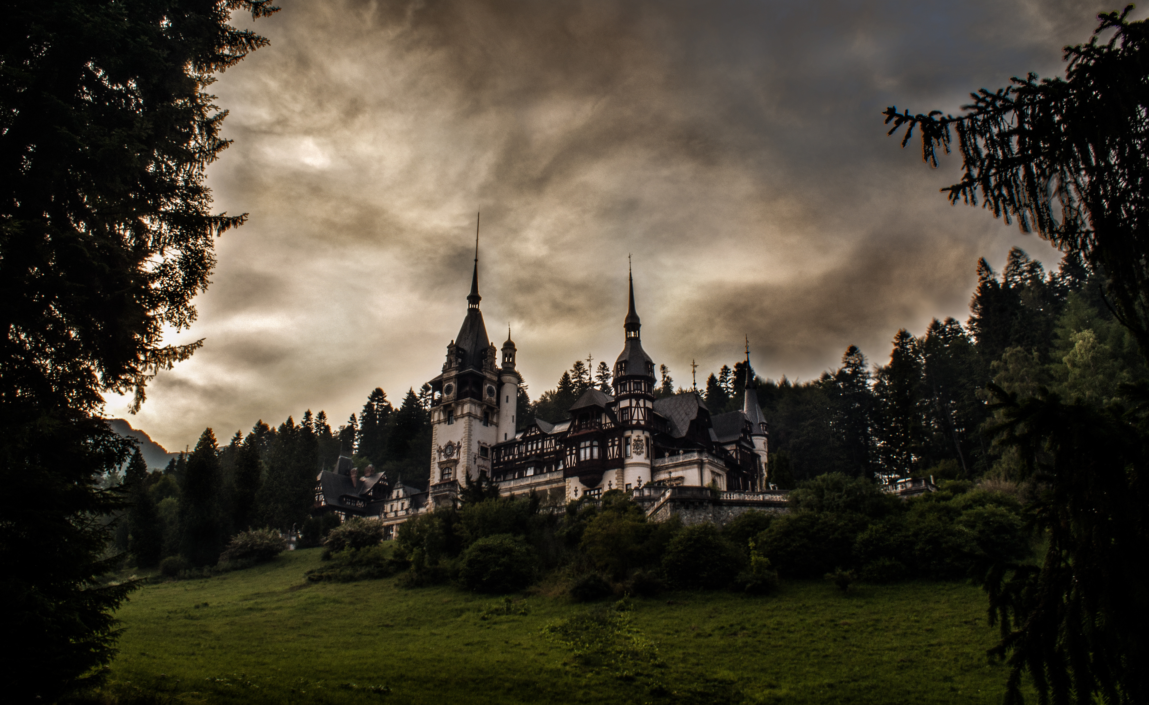 file-fairy-tale-castle-jpg-wikimedia-commons