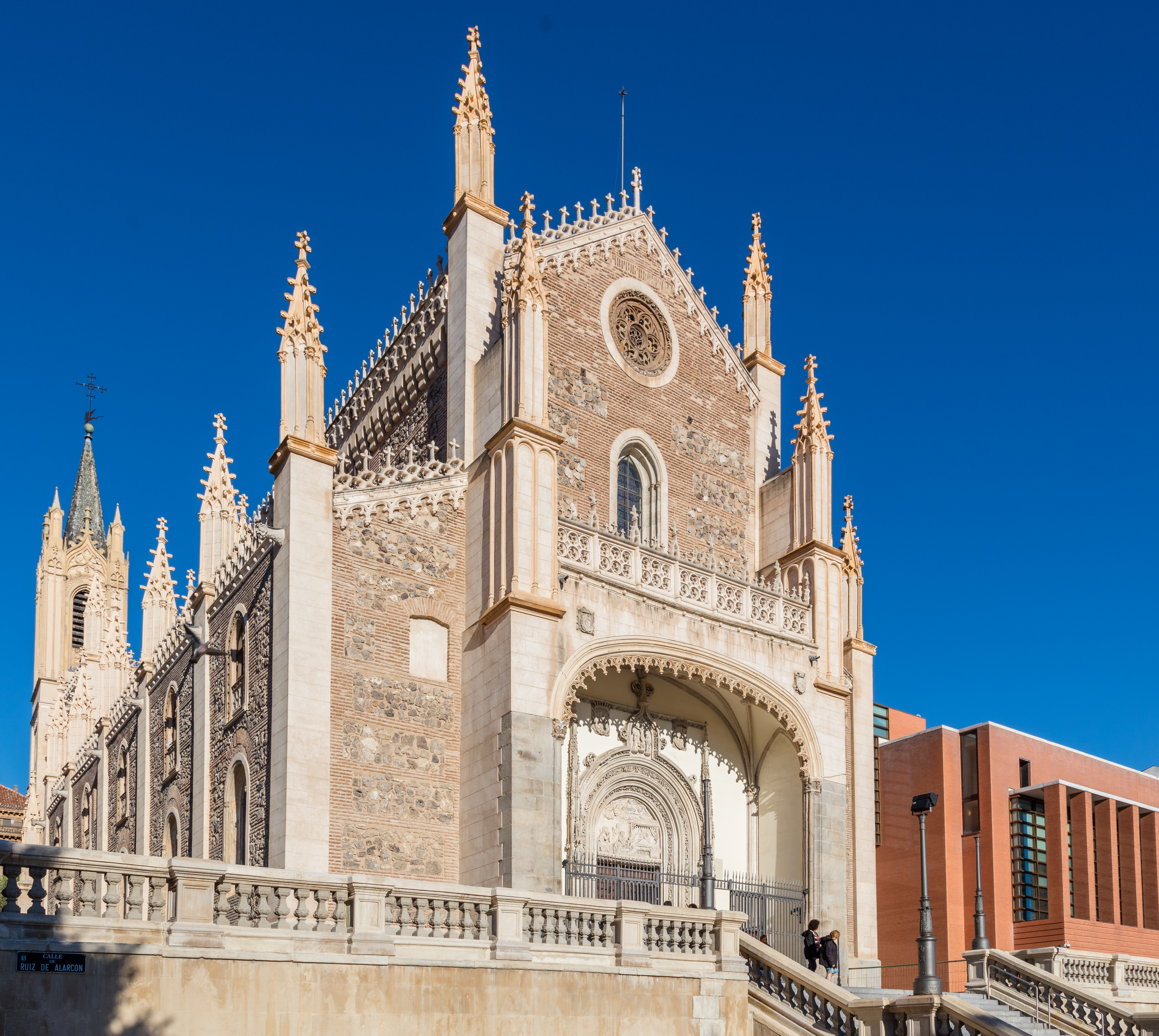 File:Iglesia de San Jerónimo el Real, Madrid, España, 2017-05-18, DD 36.jpg - Wikimedia Commons