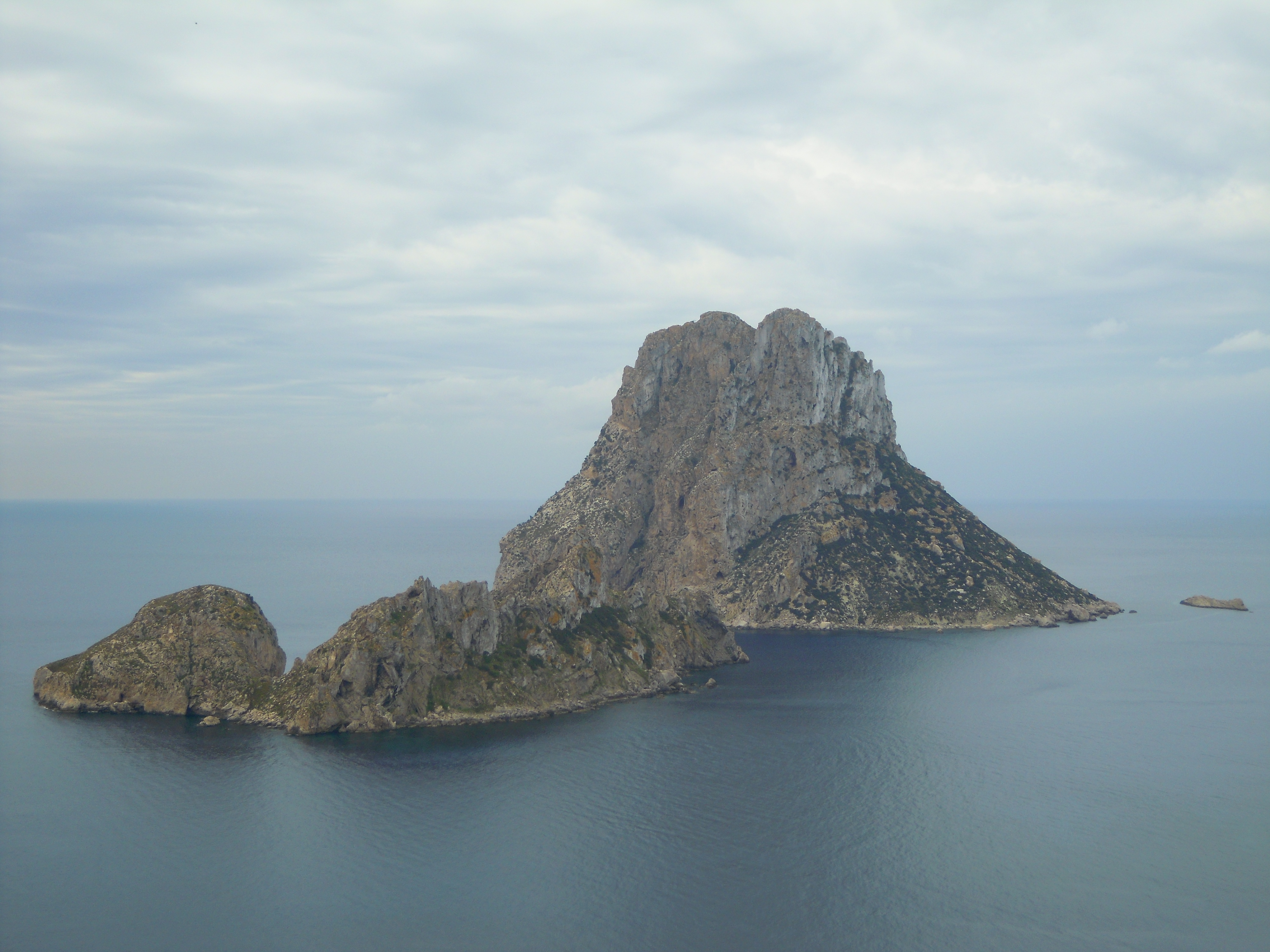 Mystical vibes and scenic beauty of the Es Vedrà island