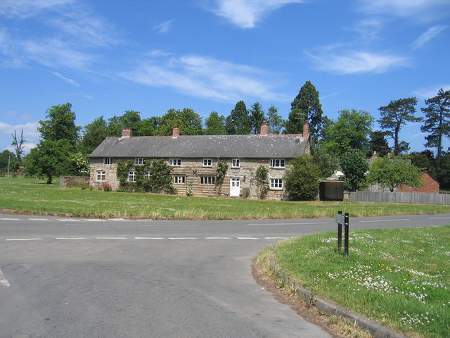 File:Little Kineton - geograph.org.uk - 185587.jpg