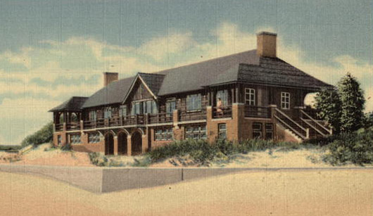 File:Ludington Beach House.jpg