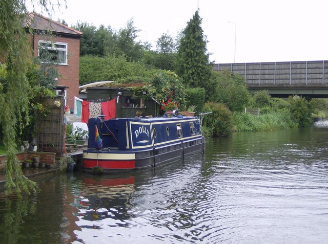 M6 crossing the Bridgewater Canal - geograph.org.uk - 533718