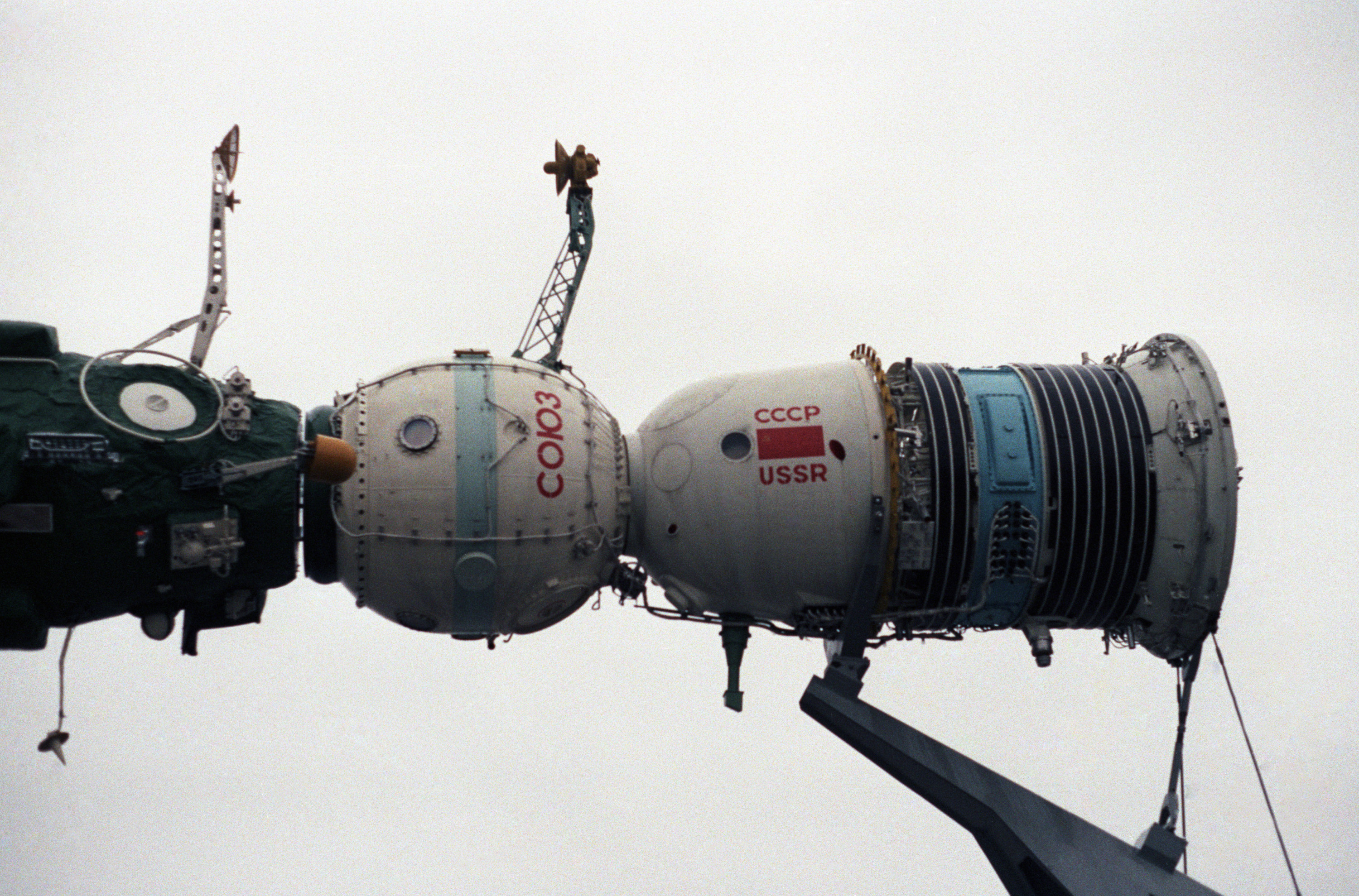 Первый полет космического корабля союз. Космический корабль Союз СССР. Союз-23 пилотируемый космический корабль. Космический корабль Союз 1 СССР. Союз т-7 космический корабль.