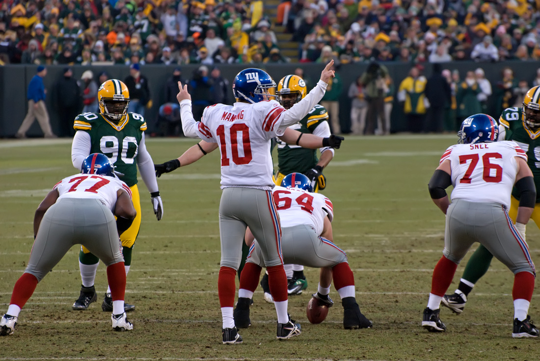 new york giants v packers