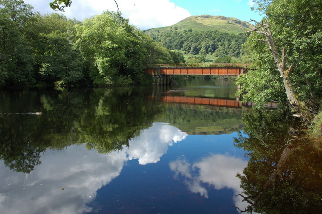 Old railway bridge, Killin - geograph.org.uk - 915556