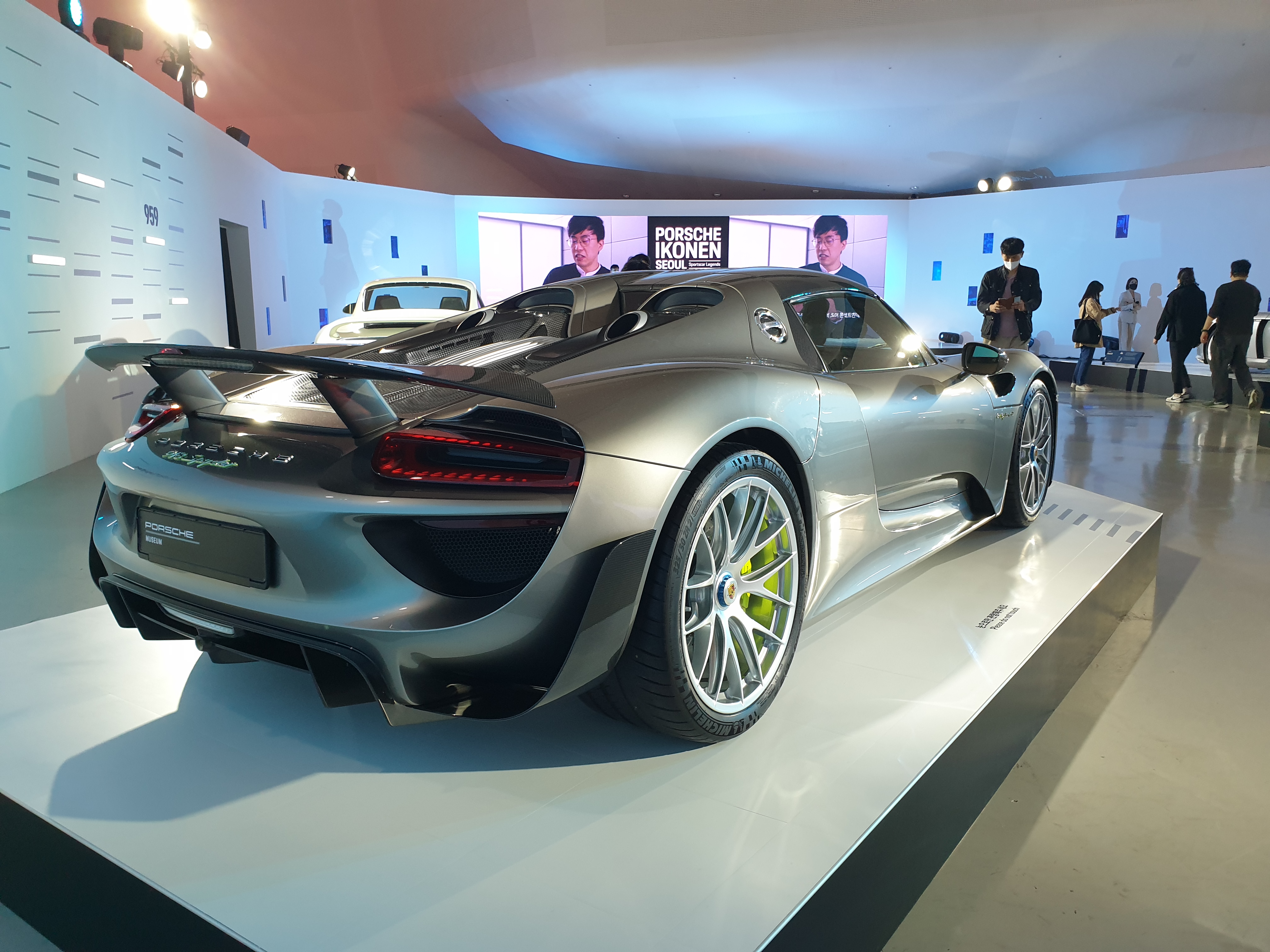 Фара Porsche Spyder 918 референсы