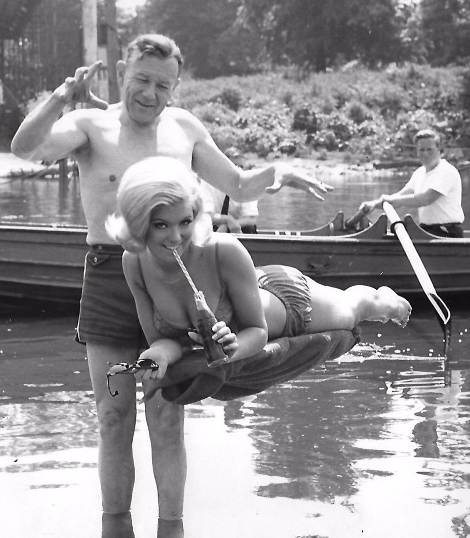 Harbin levitates actress Marvyn Parkes in 1966