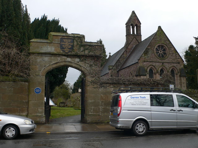 File:St Leonard's Church Gateway, Ludlow.jpg