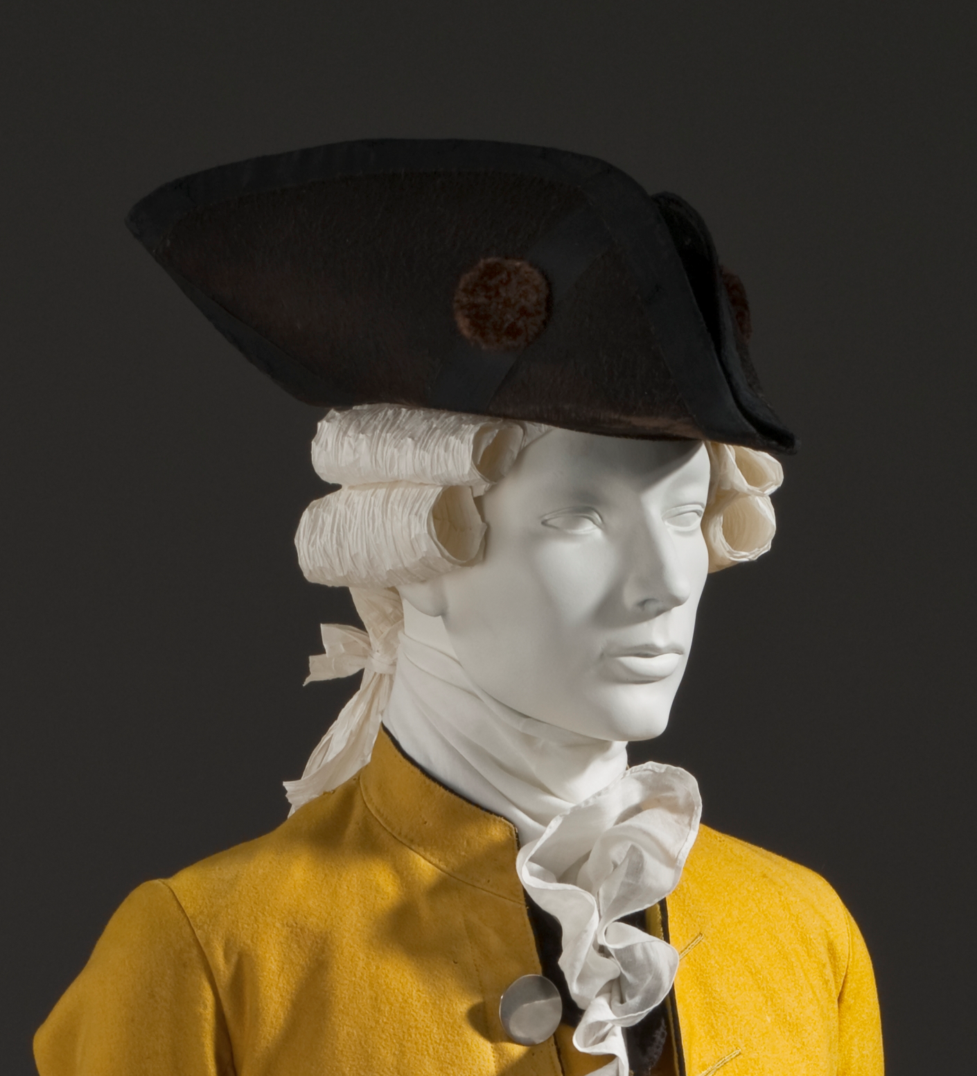 Tricorne_hat_beaver_fur_c._1780.png