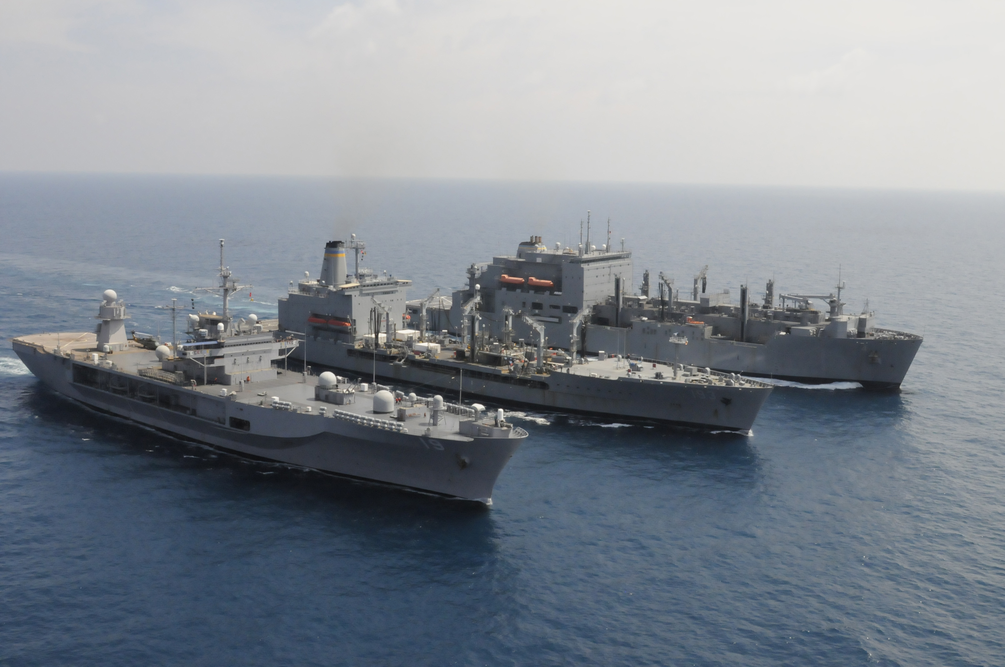 File:US Navy 091023-N-5716H-557 The amphibious command ship USS 