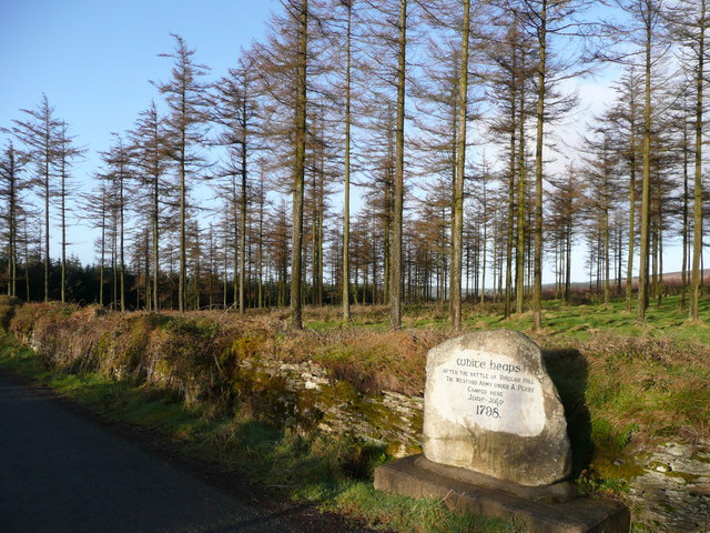 File:White Heaps - geograph.org.uk - 705807.jpg