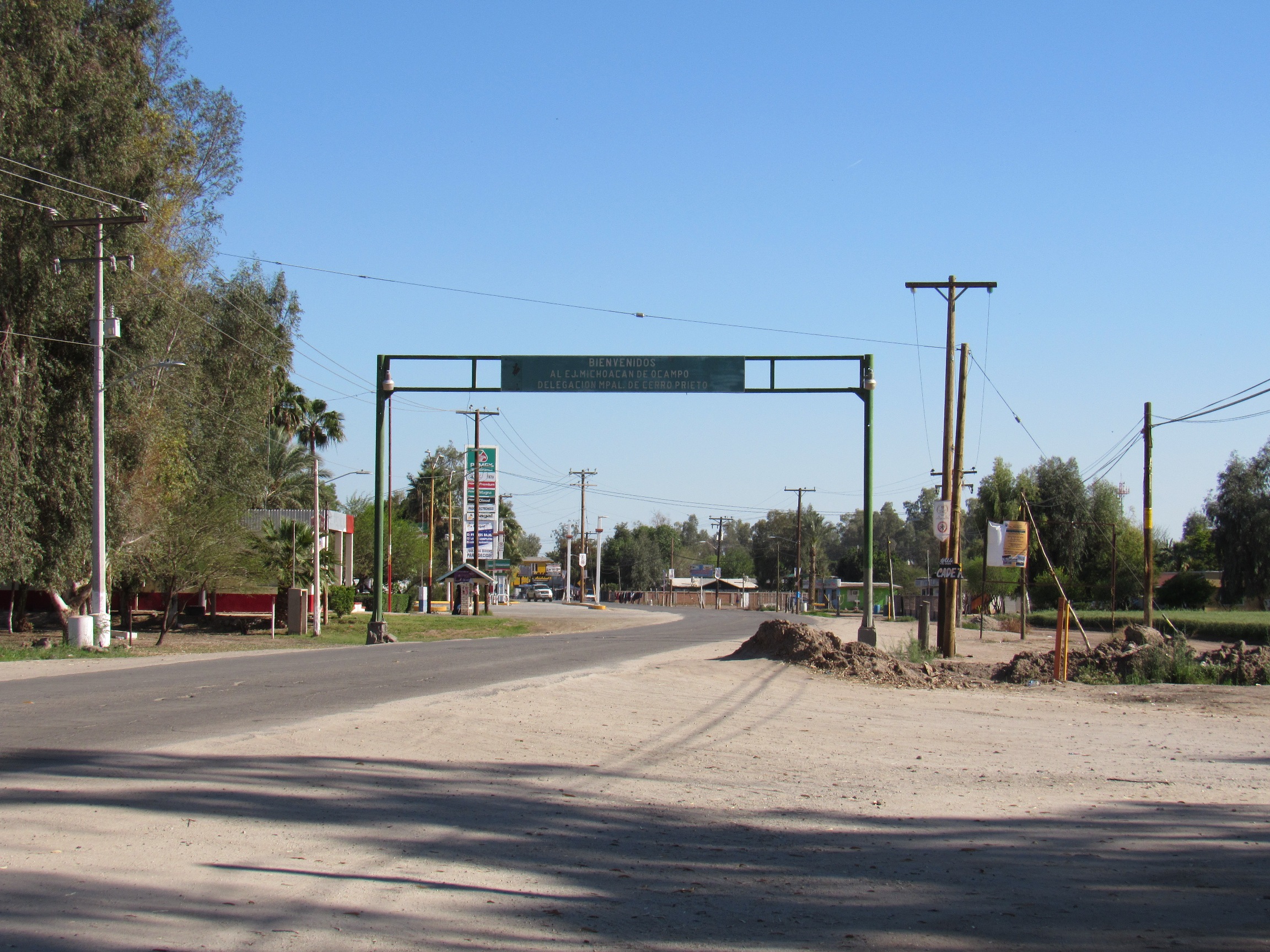 File:Bienvenidos a Baja California road sign.jpg - Wikipedia